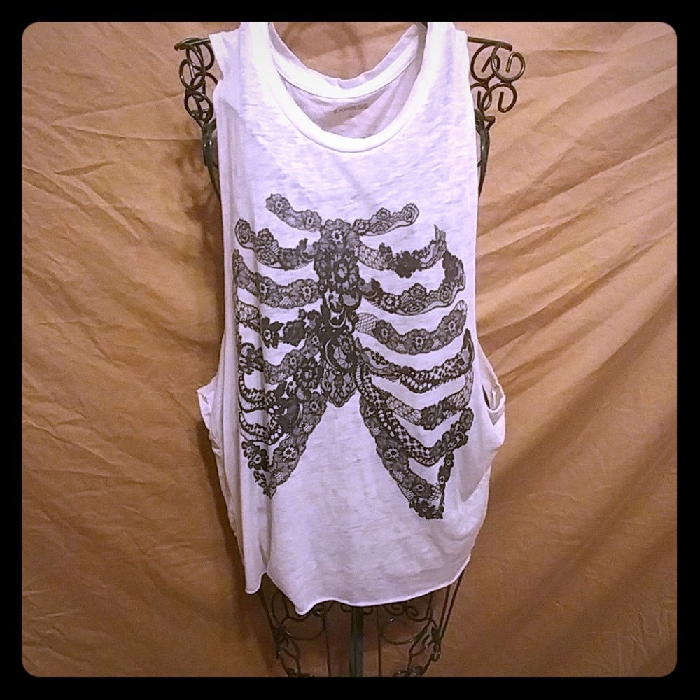 Muscle tank